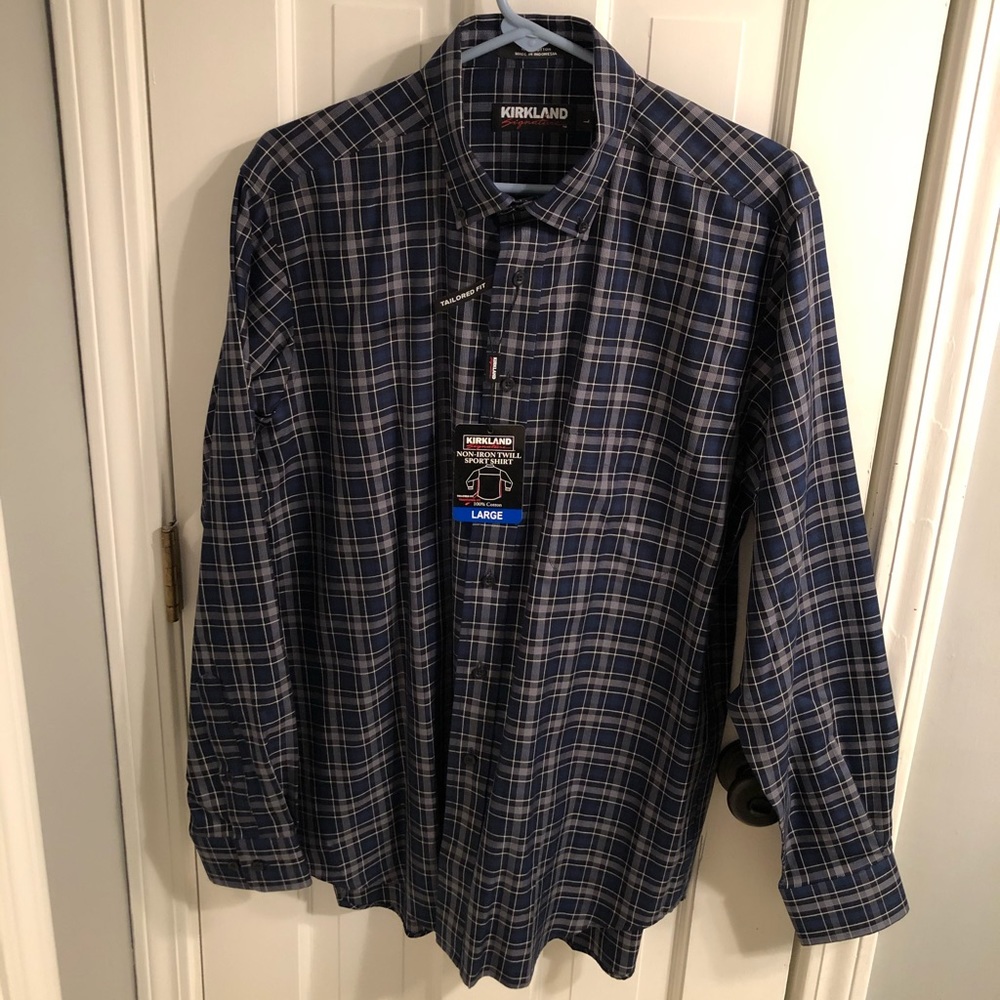 Kirkland Signature Men’s Button Down Shirt Large